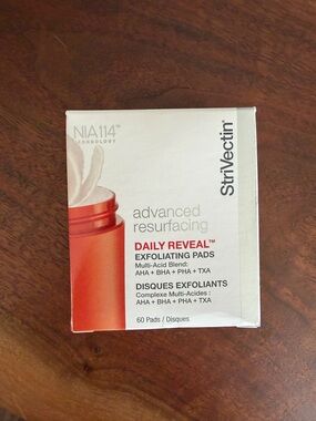 StriVectin Daily Reveal Exfoliating Pads - Orange, White